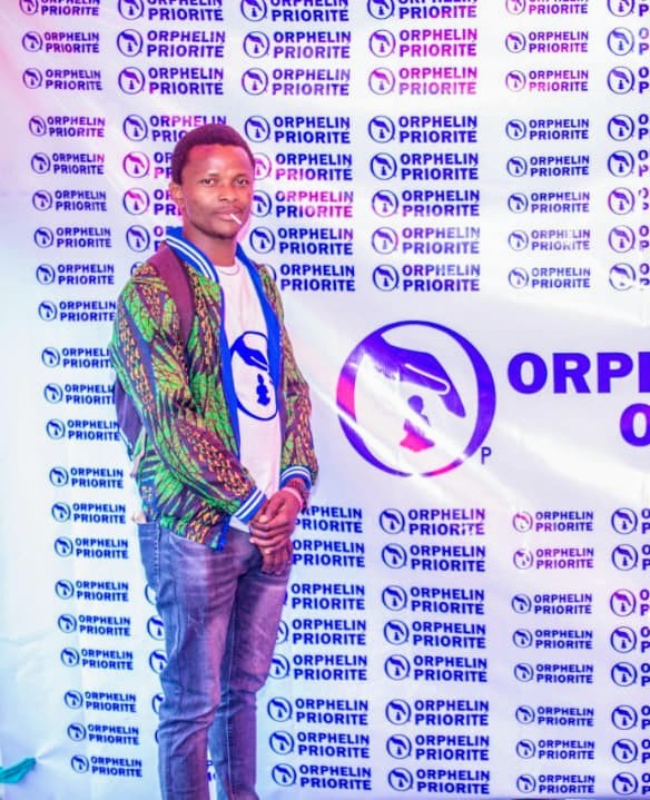 Carlos Lasimba, Trésorier